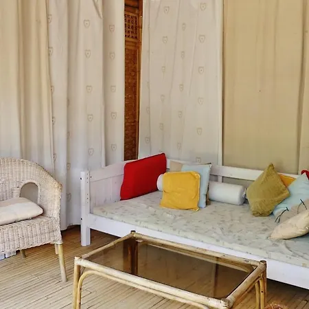 Bed & Breakfast Mas Escombelle