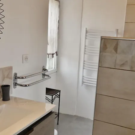 Mas Escombelle Bed & Breakfast 4*