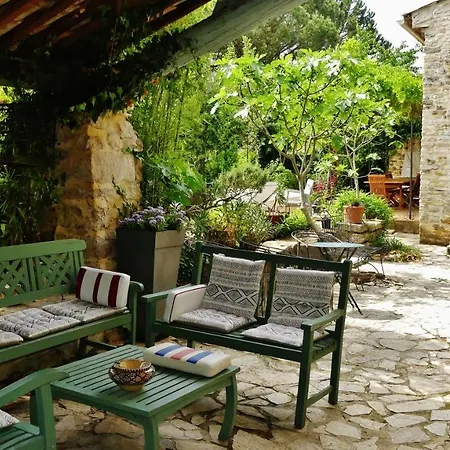 Bed & Breakfast Mas Escombelle